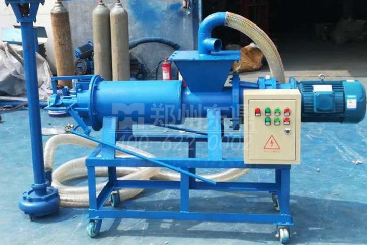 畜禽糞便固液分離機(jī)適用于對養(yǎng)殖場牛糞沼渣、雞糞、豬糞等物料進(jìn)行脫水預(yù)處理